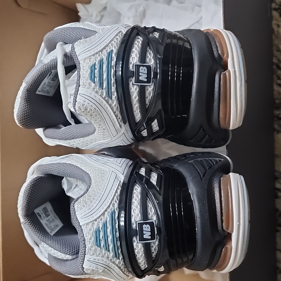 New Balance 1906 - Picture 3 of 5